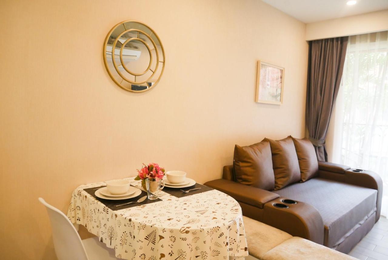 Seven Seas Pattaya Poolside Room ห้องติดสระ Jomtien Beach Exterior photo